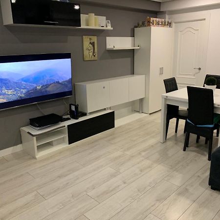 Alojamiento Los Guajes Gijón Extérieur photo