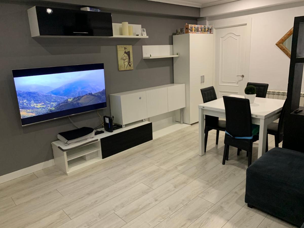 Alojamiento Los Guajes Gijón Extérieur photo